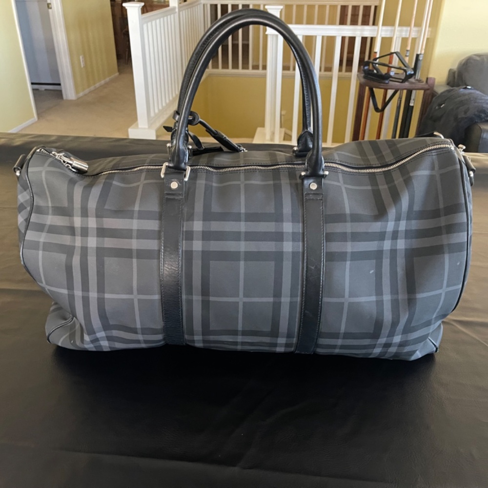 Burberry duffle bag - Picture 4 of 6